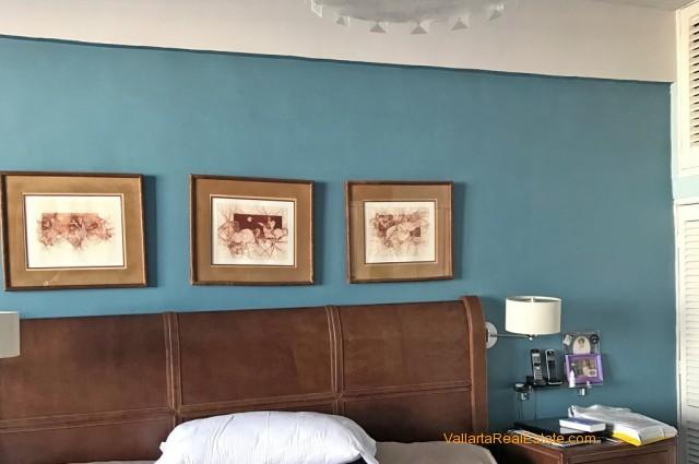 2207-master-bedroom