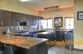 2207-kitchen